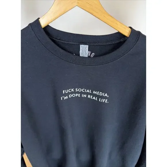 NWT Girl Gang Black Social Media Funny Crewneck Sweatshirt Top #0933 Size S - Picture 2 of 4